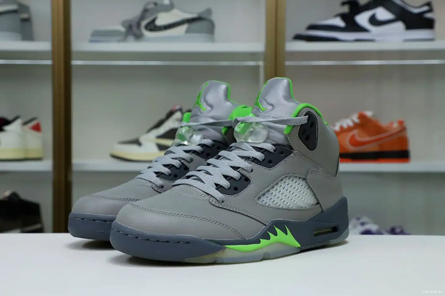 5 RETRO 2022 AIR 'GREEN JORDAN Kimikick BEAN' 0409